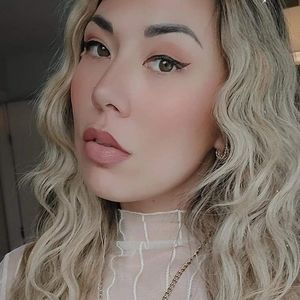 Meet your Posher, Alana